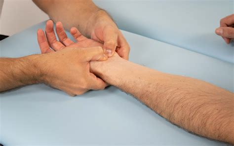 median nerve compression test how long|Three Tests for Carpal Tunnel Syndrome.